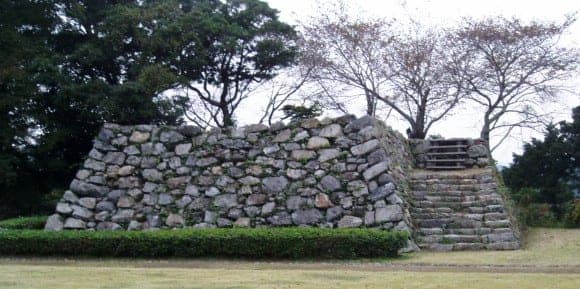 Futamata Castle