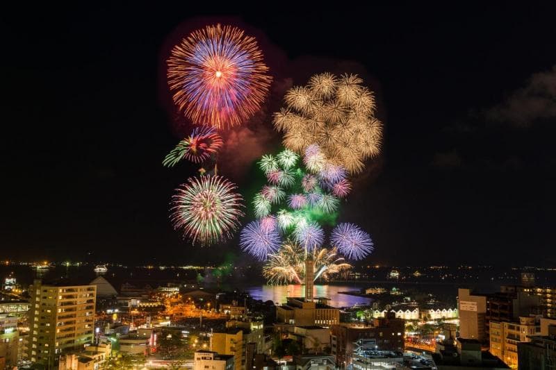 Kagoshima Kinko Bay Summer Night Fireworks Festival