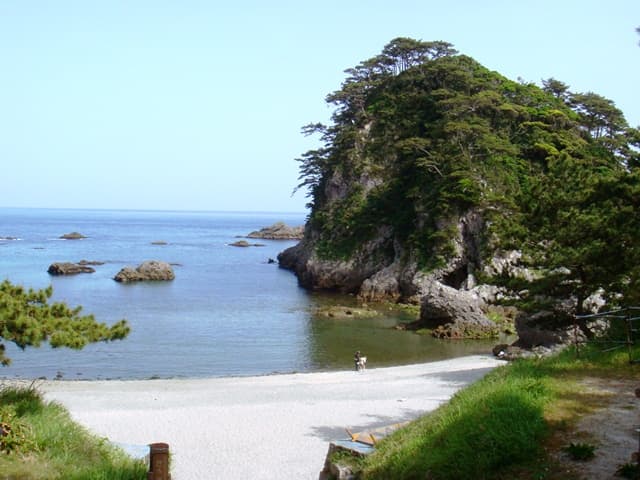 Ishijirogawa Beach