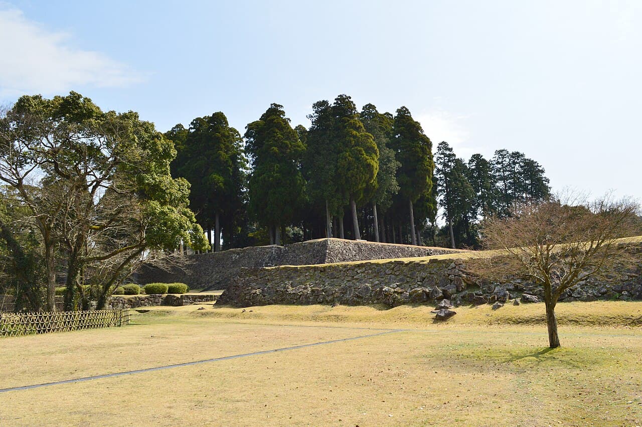 Hitoyoshi Castle Ruins
