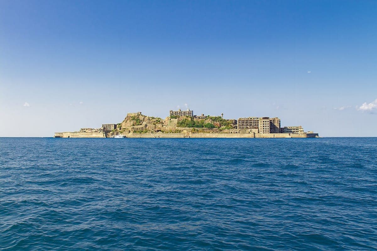 Gunkanjima (Battleship Island / Hashima)