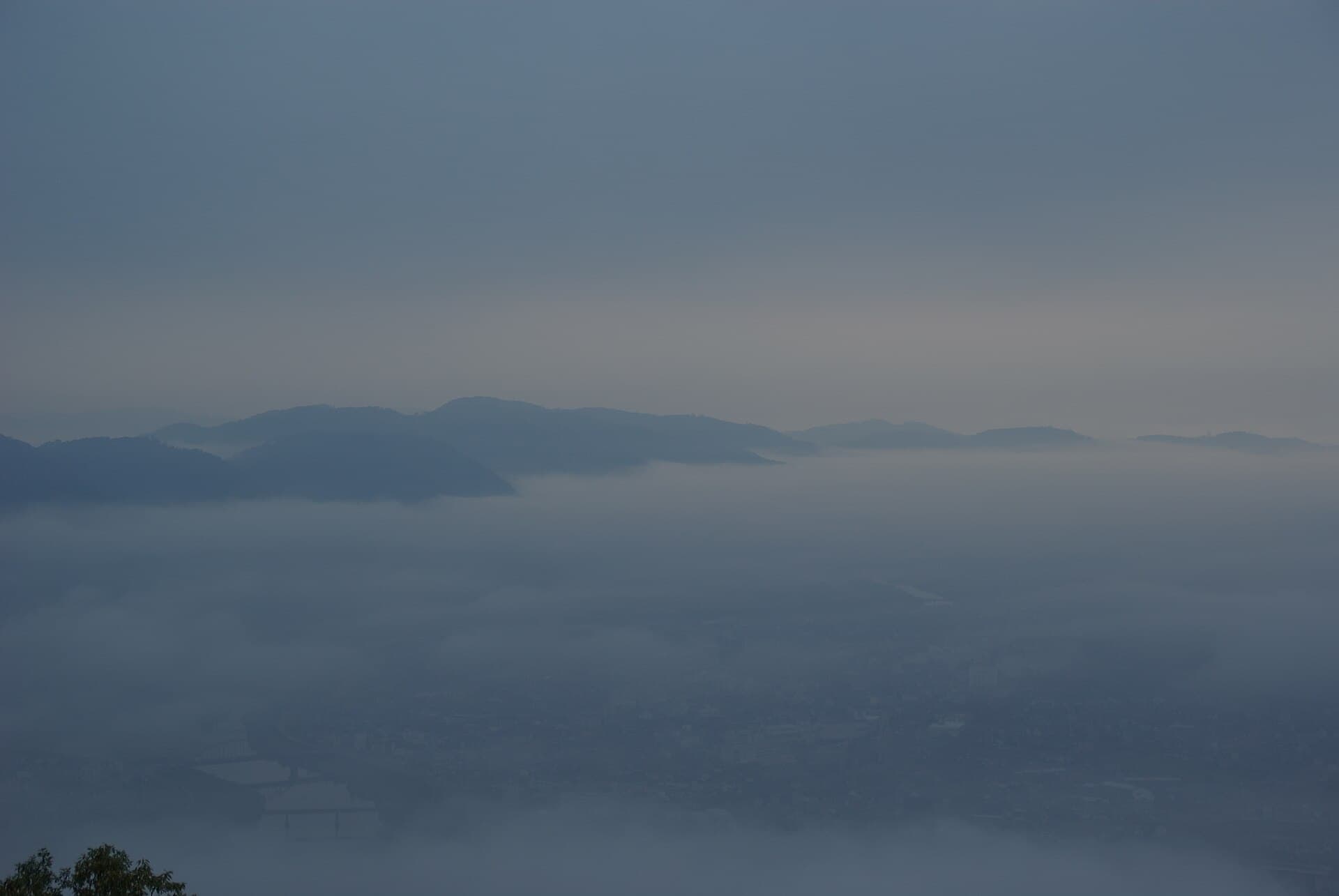 Takatani-yama Sea of Fog Viewpoint