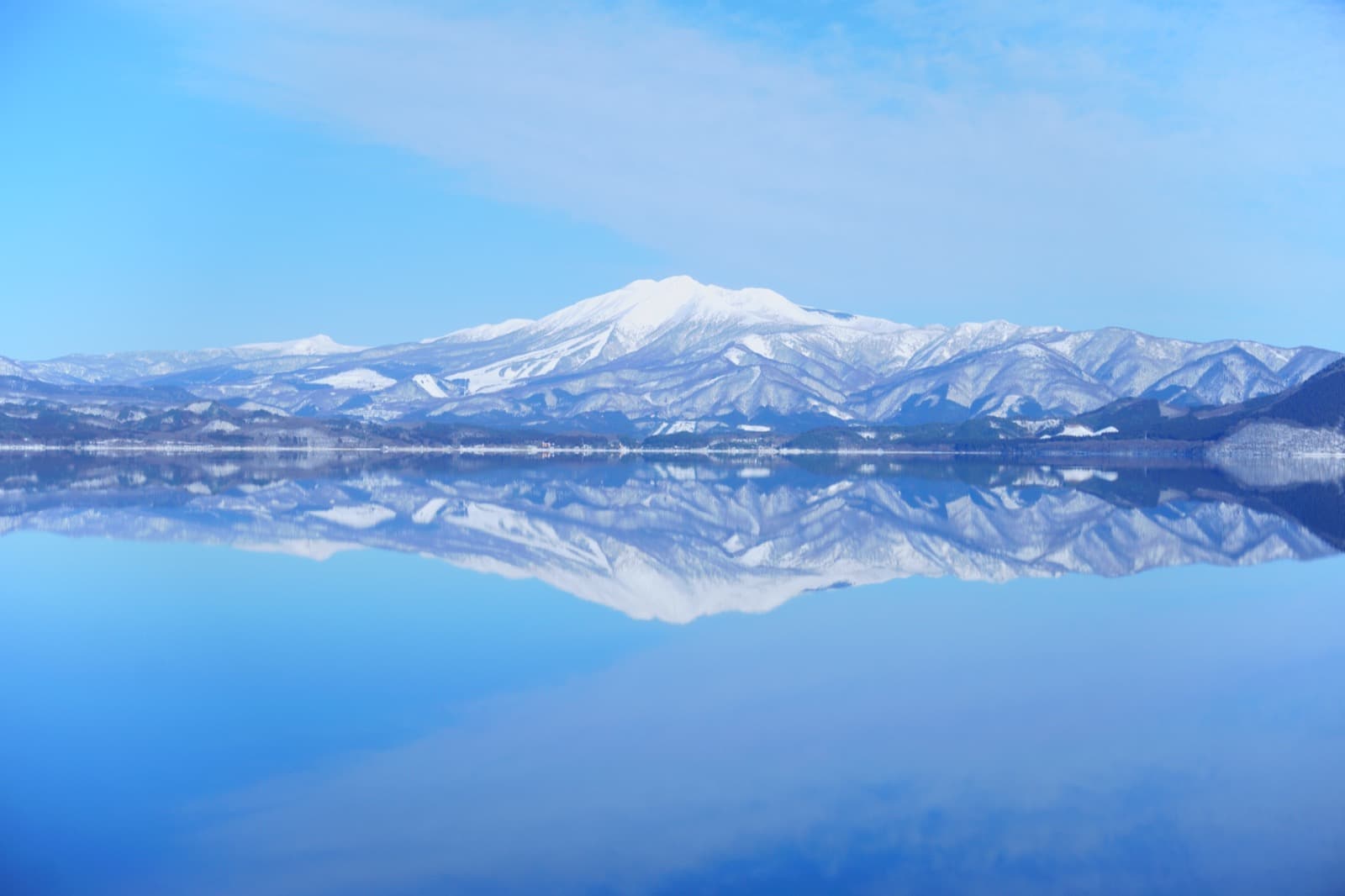 Mount Akita-Komagatake