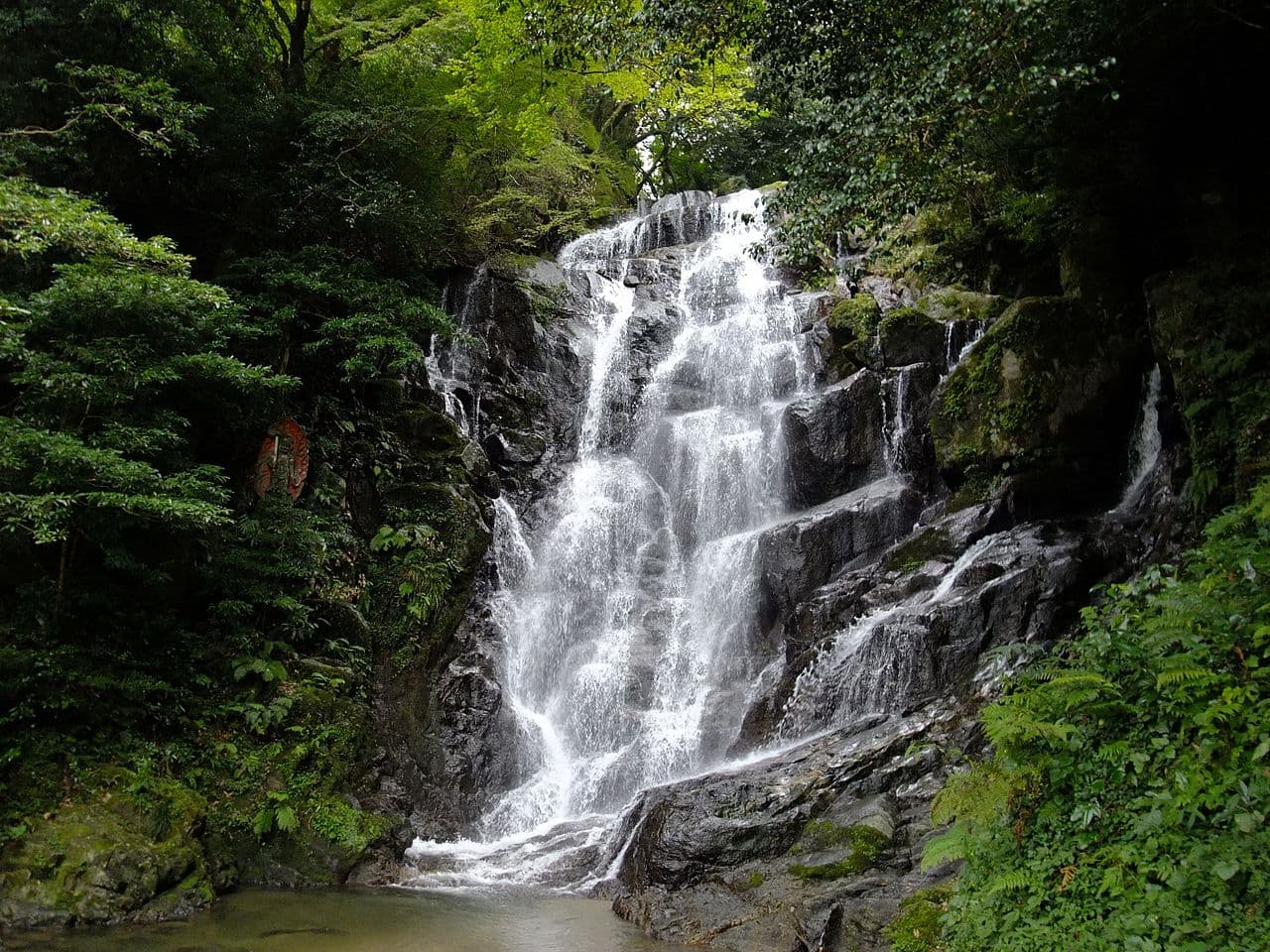 Shiraito Falls (Itoshima)