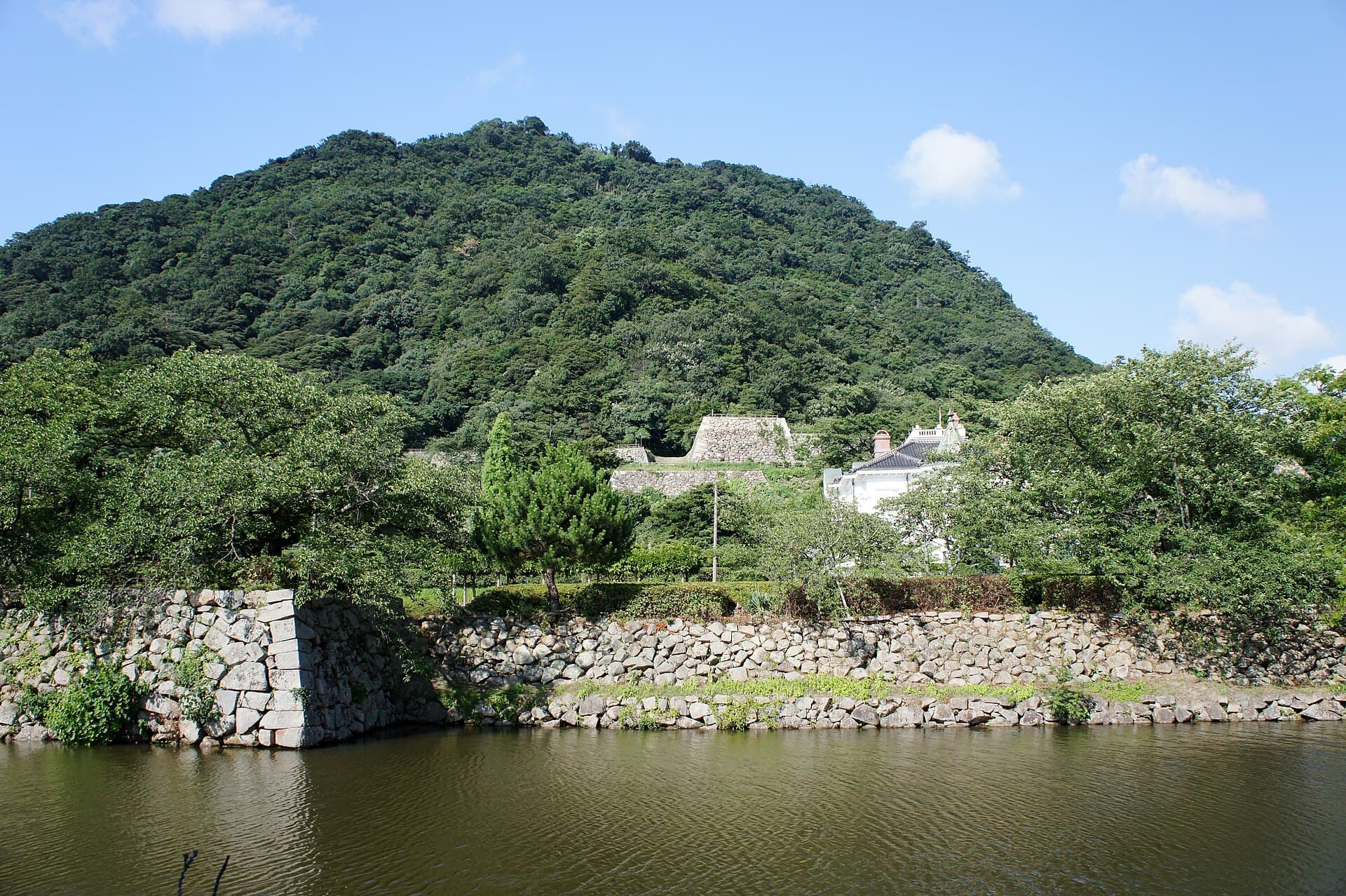 Tottori Castle Ruins / Kyusho Park
