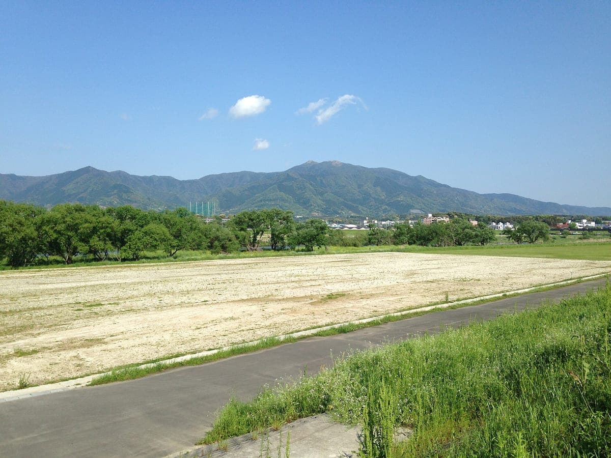 Nogata Ongagawa River Path