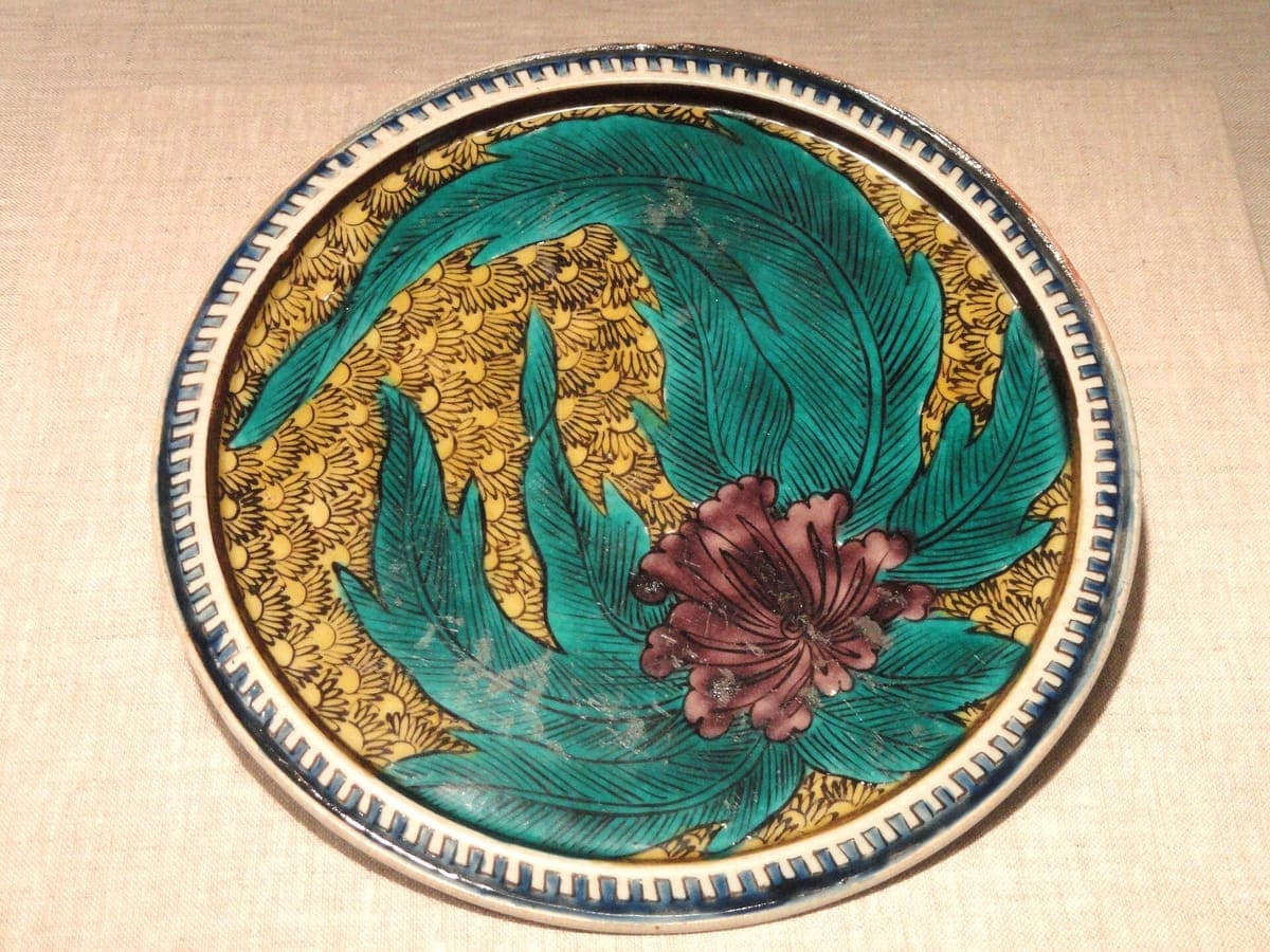 Kanazawa Kutani Pottery