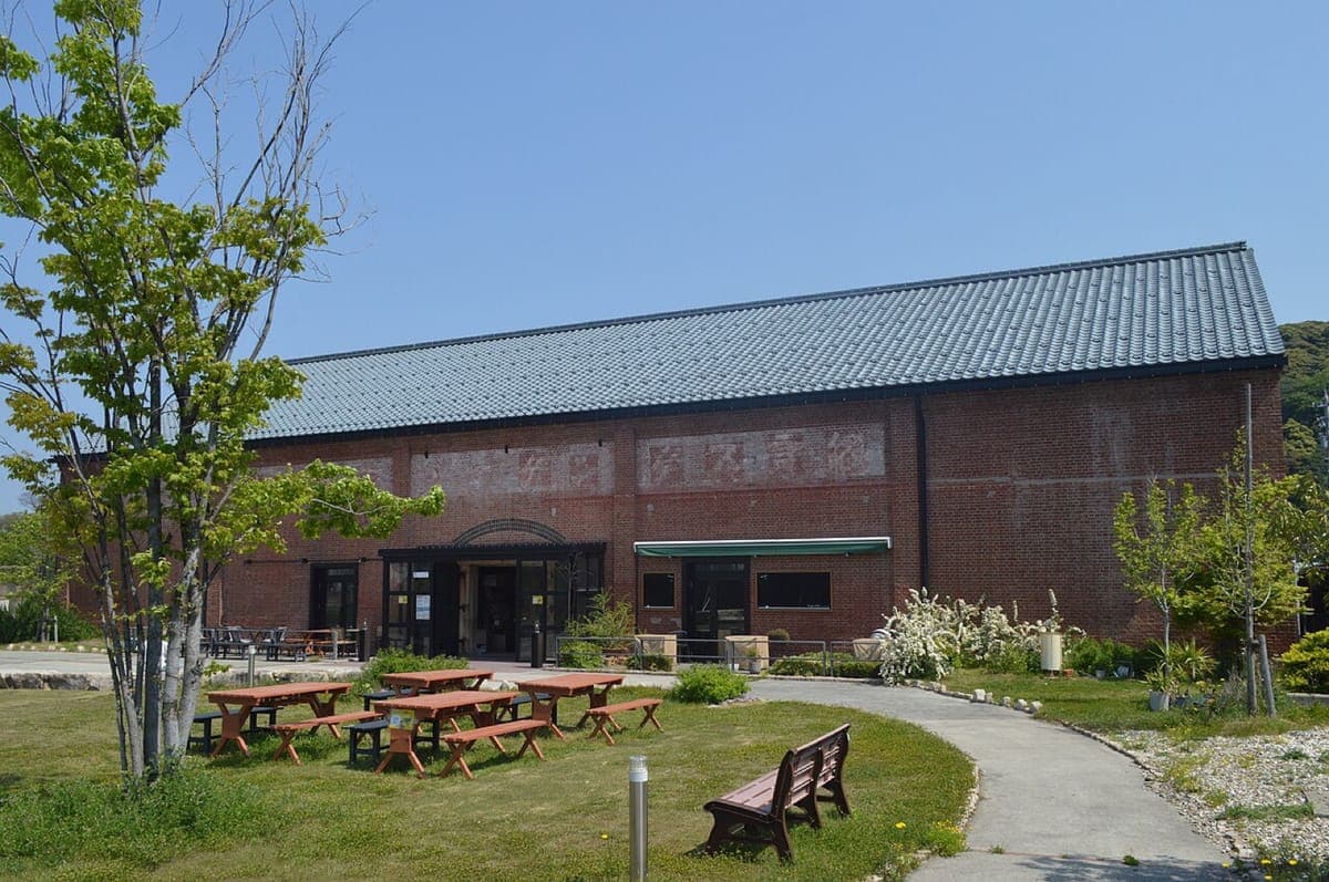 Tsuruga Red Brick Warehouse