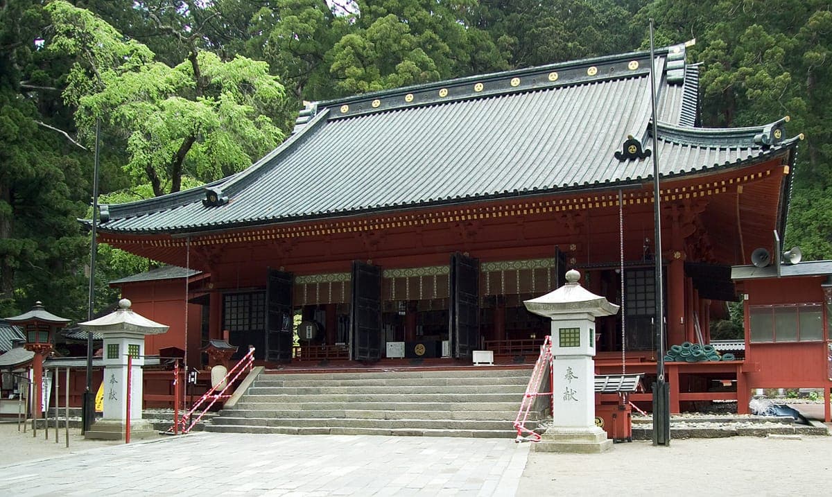 Futarasan Shrine