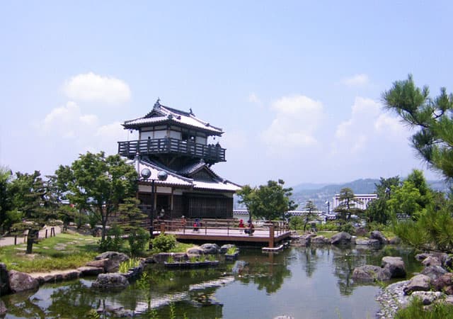 Ikeda Castle Ruins Park