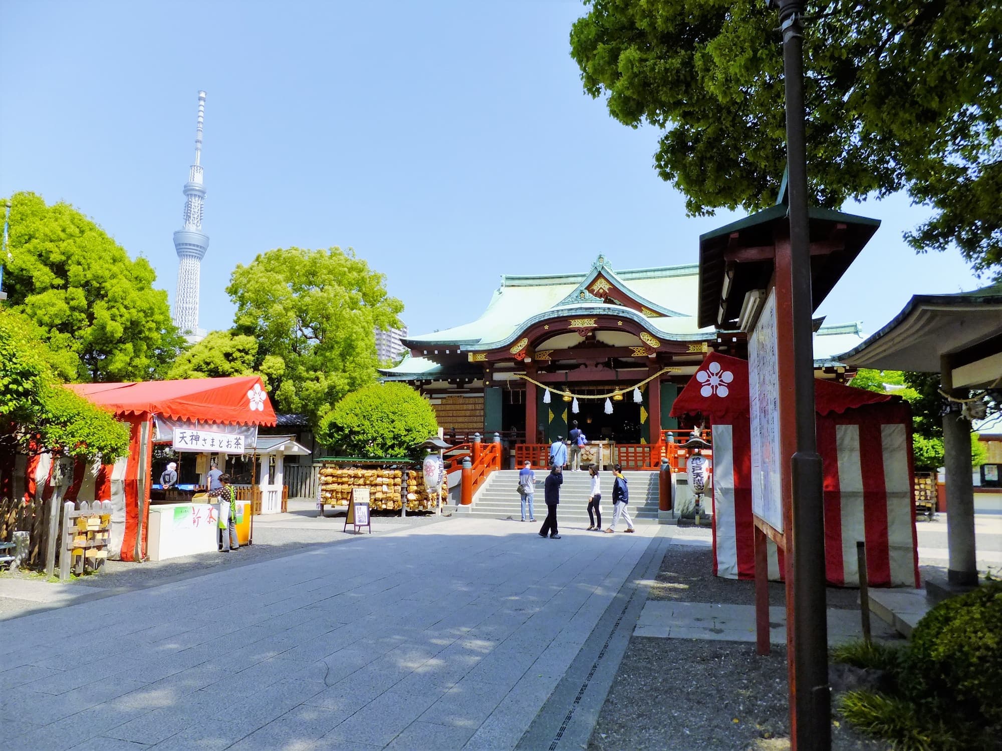 Kameido Tenjin Shrine Chrysanthemum Festival